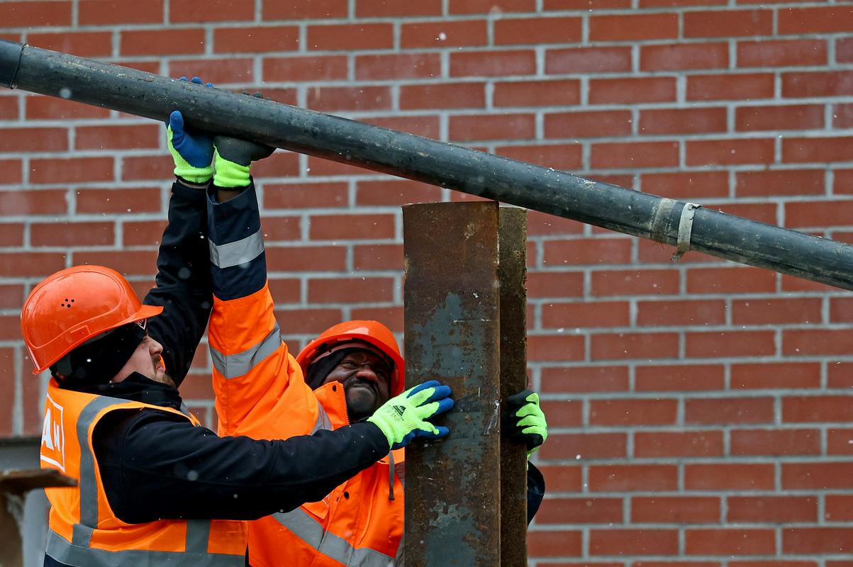 Napad na električno infrastrukturo v Berlinu preiskujejo kot teroristično dejanje