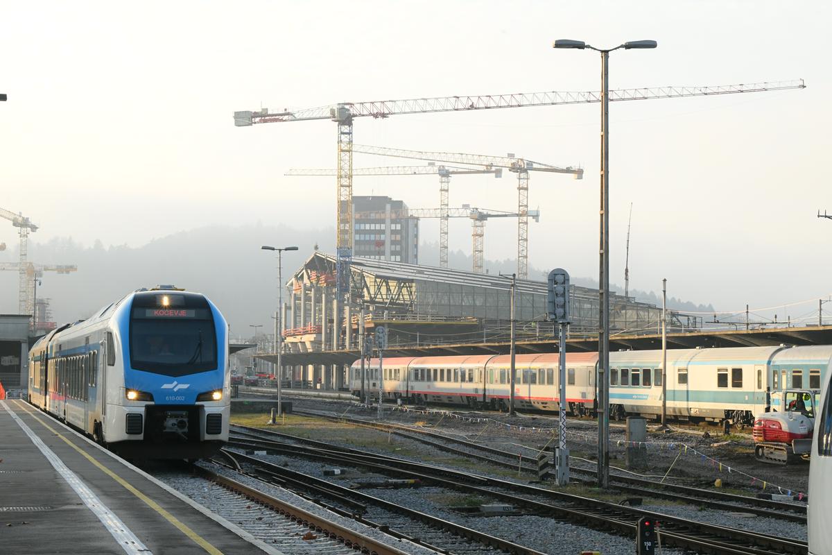 Na brezplačno potovanje z vlakom tudi 188 slovenskih 18-letnikov