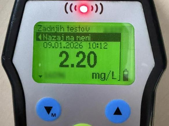 Pijani voznik za več kot 4-krat presegel mejo, ki zadostuje za odvzem vozniškega dovoljenja