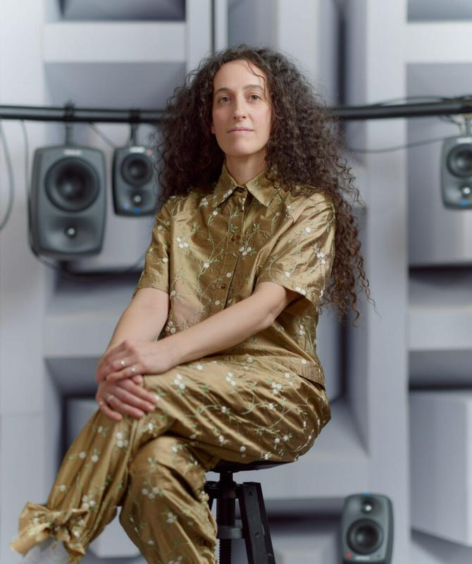 BIO 29 bo kurirala Martina Muzi. V središču bo premislek o povezovanju panog in prenosu znanj.