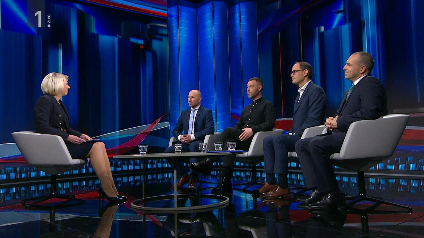 Pogovor z opozicijo, v studiu Vrtovec, Kordiš, Logar in Kaloh