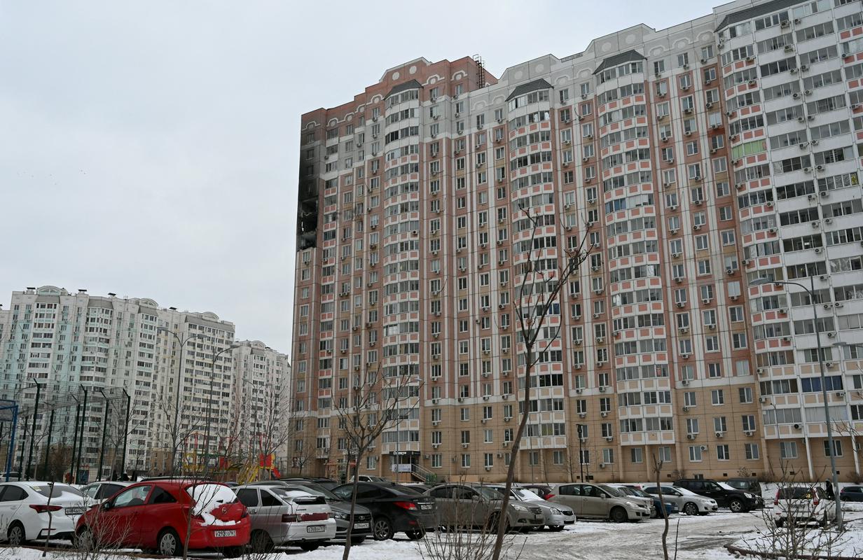 Dva mrtva v ukrajinskem napadu na ruske oblasti. V Kijevu potrdili novega obrambnega ministra.