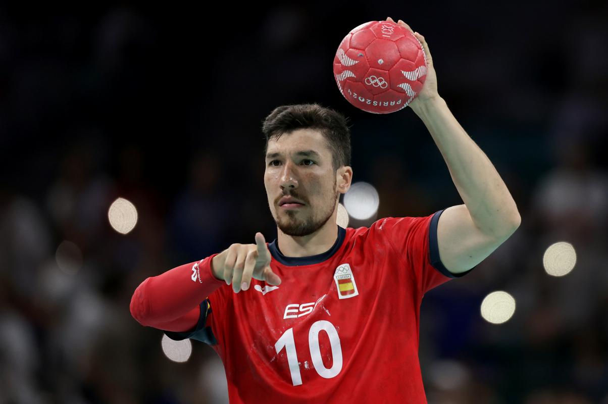 Ob 18.00 na TV SLO/MMC-ju: Španija - Srbija