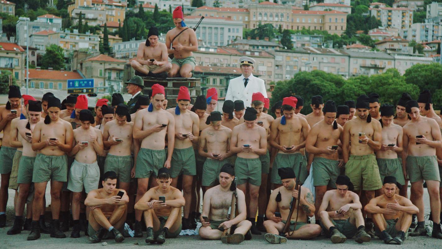 Na Reki množica pozdravila filmsko ekipo nagrajenega dokumentarca Fiume o morte!