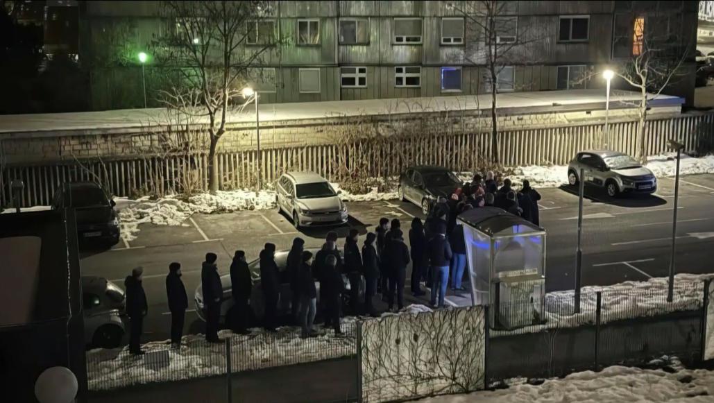 Boj za parkirna mesta pri UKC-ju Maribor – za večino zaposlenih prostora ni