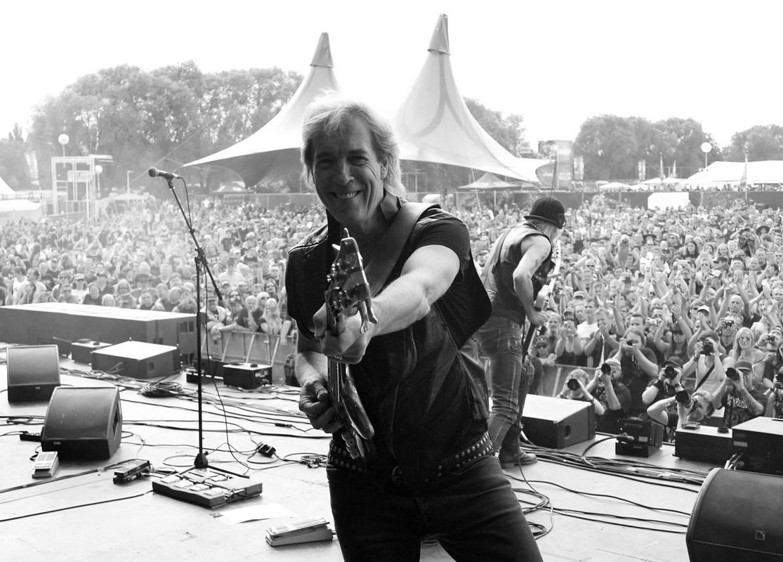 Poslovil se je Francis Buchholz, nekdanji basist skupine Scorpions