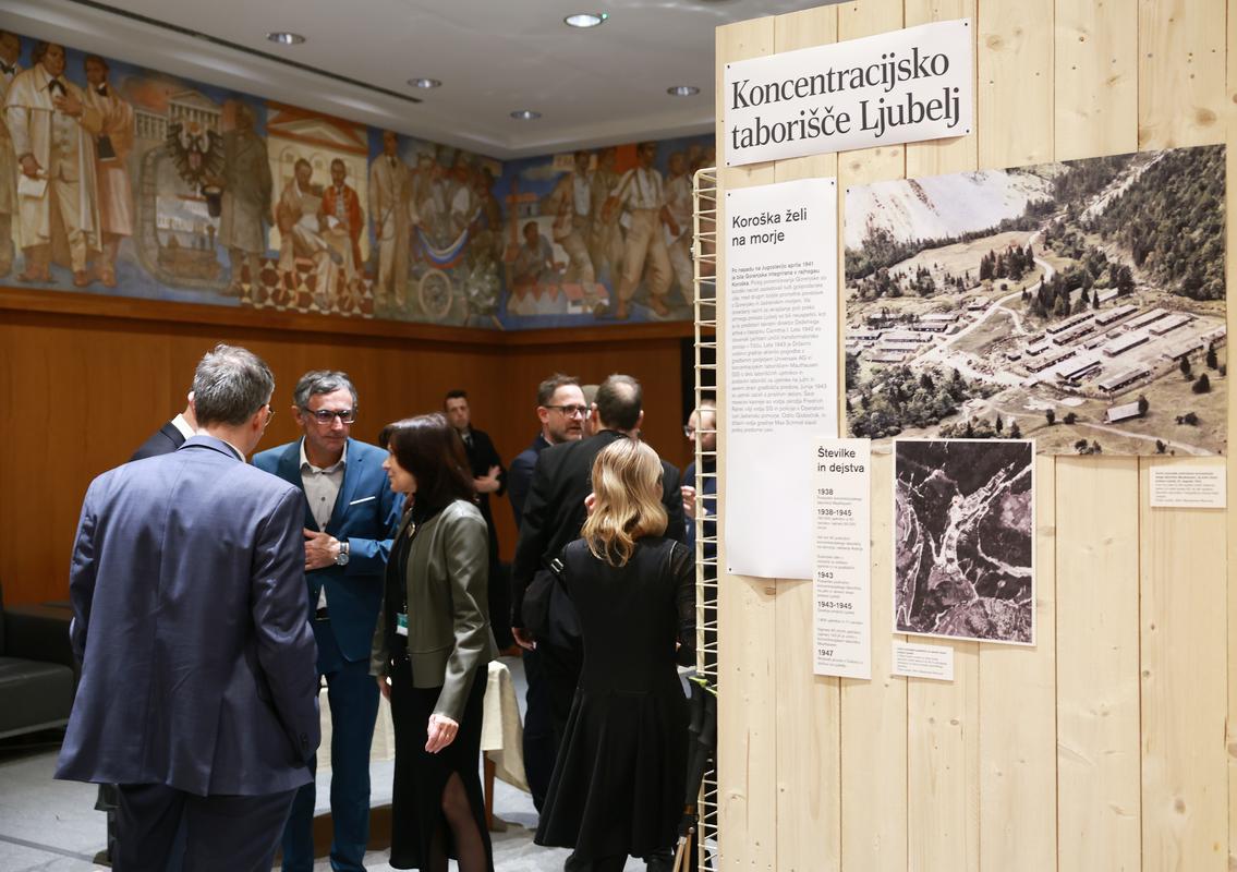 V DZ-ju razstava, ki pokaže slepe pege v spominjanju druge svetovne vojne na avstrijskem Koroškem