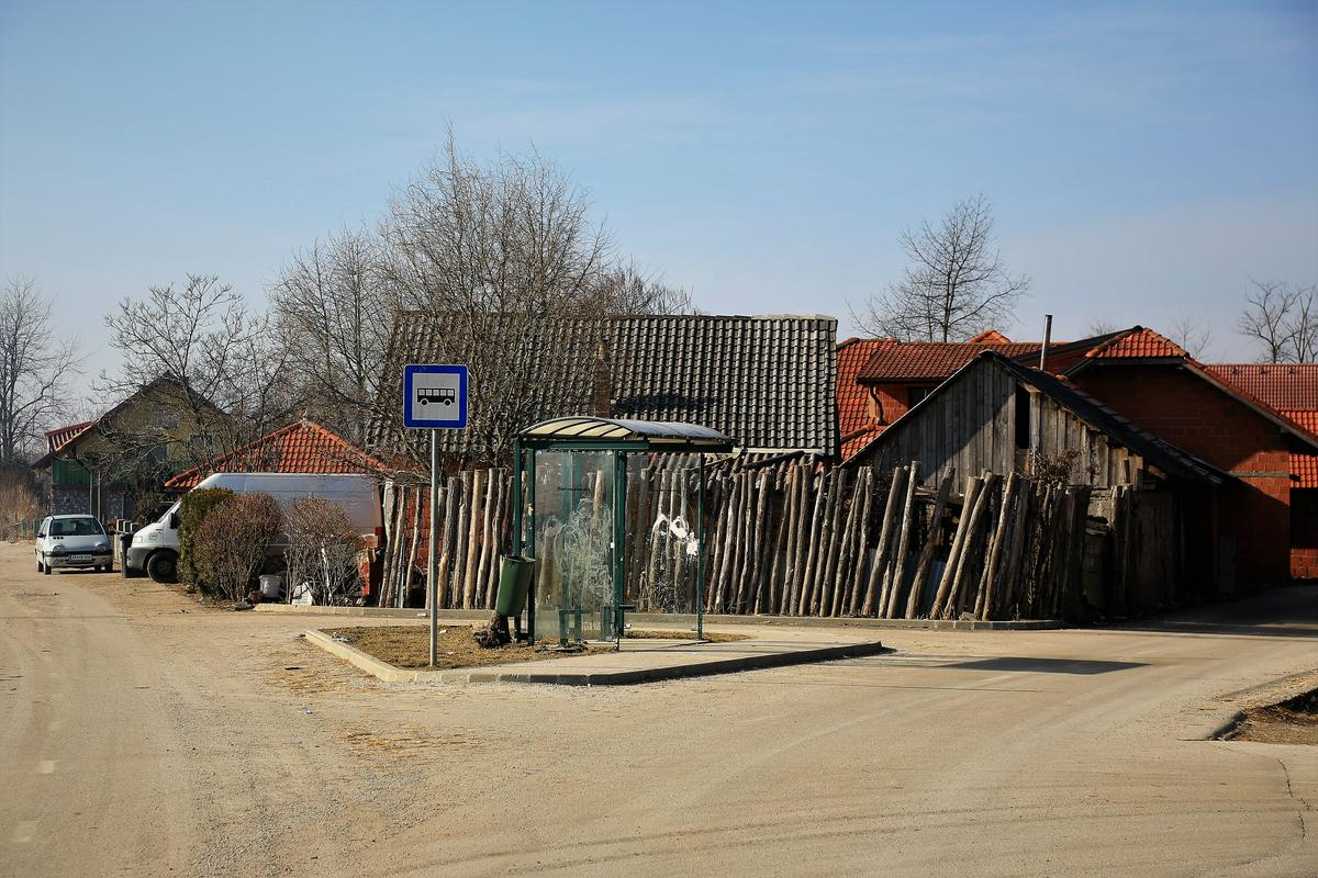V štirih občinah naj bi zaživeli pilotni projekti urejanja romskih naselij