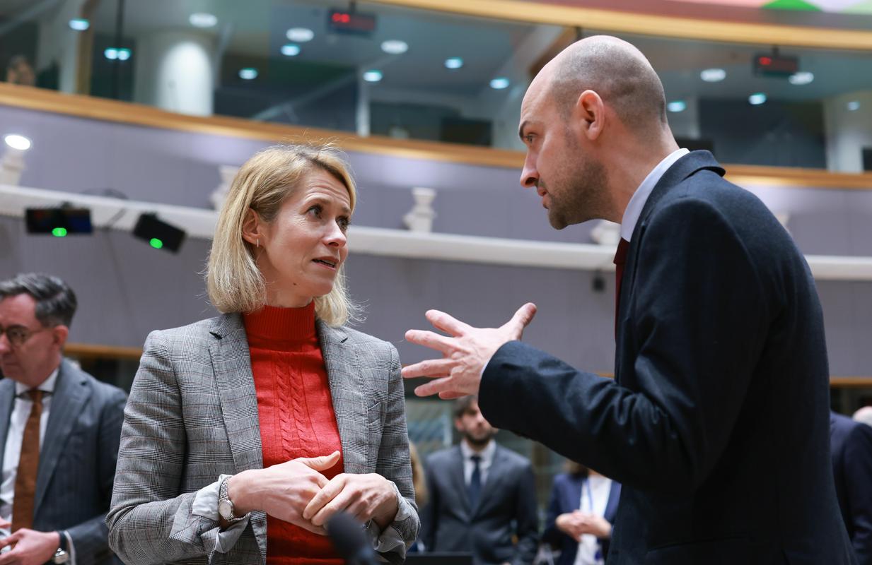 EU želi iransko revolucionarno gardo uvrstiti na seznam terorističnih organizacij 