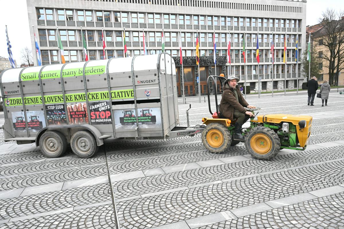 Kmetje napovedali kmečki protest za 6. februar, na ministrstvo naslovili štiri prednostne zahteve
