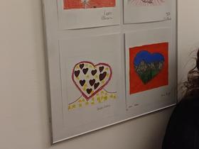 Osnutki poštnih znamk, nastali na delavnici Pionirskega doma Foto: Tanja Mojzer