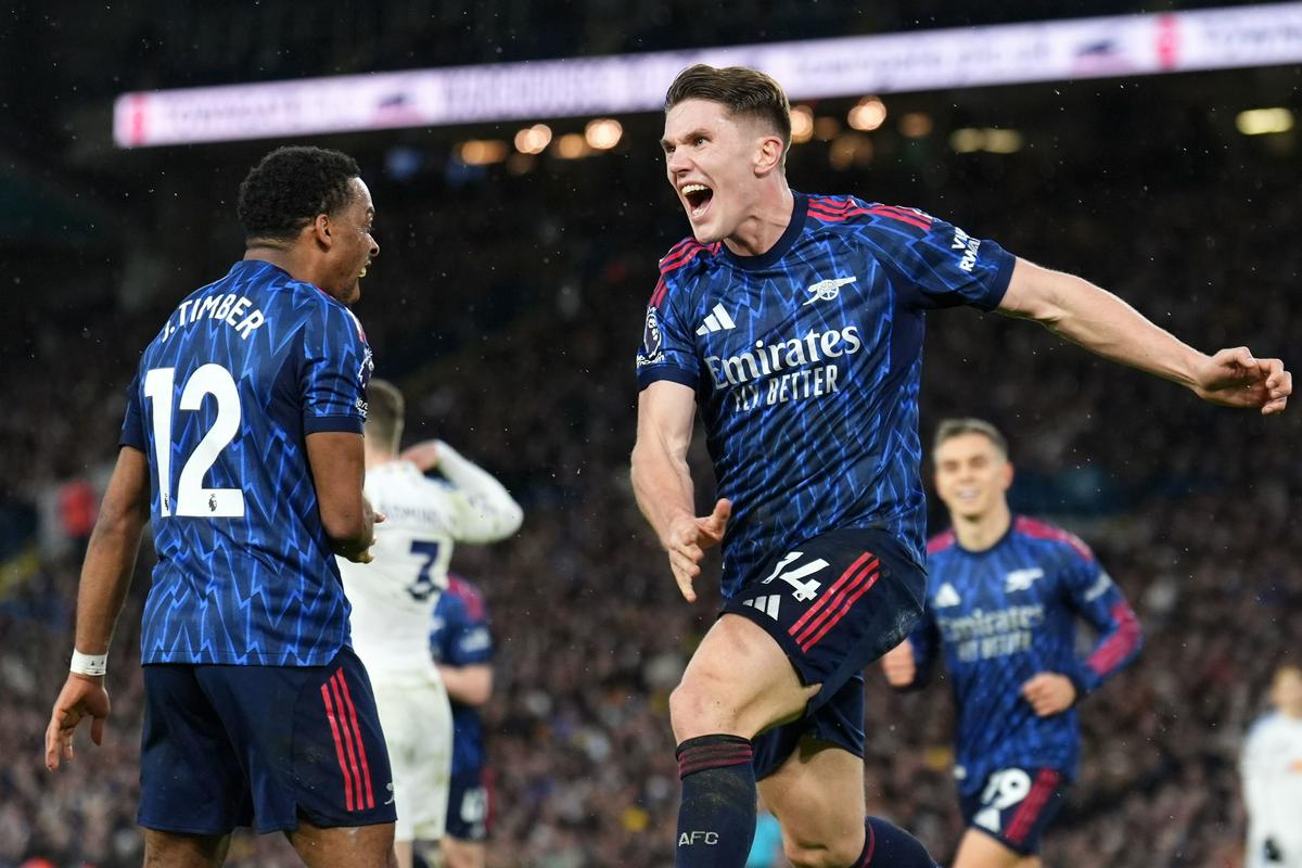 Topničarji napolnili mrežo nemočnega Leedsa