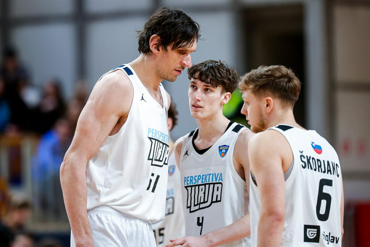 Perspektiva Ilirija - Krka (prva četrtina)