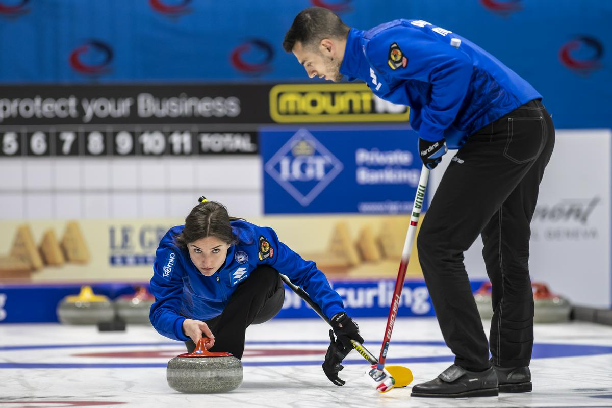 Igre kot običajno odpre "pometanje ledu", kar bo že prvi vrhunec za Italijo