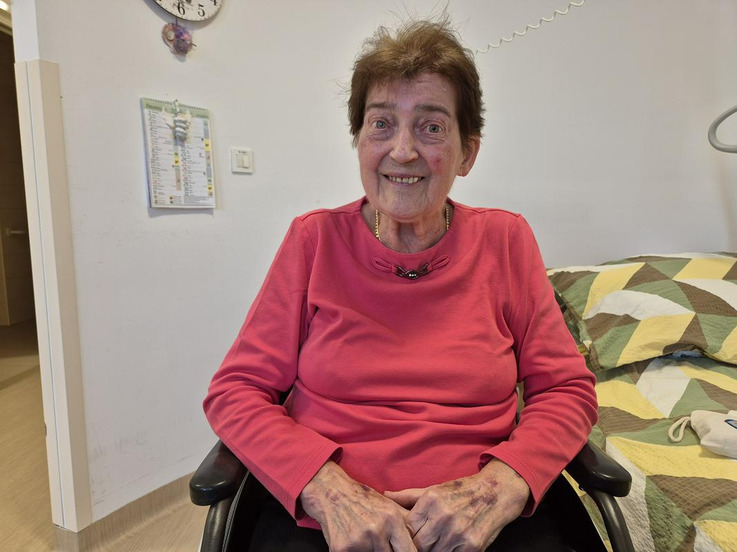 Sonja Pecman o ženski modi danes: Res je moderno, a meni se zdijo kot ene 'šeme'