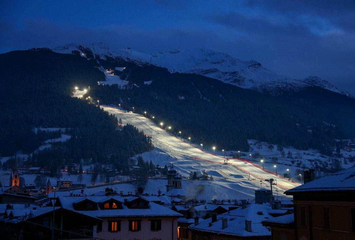 Ob 11.30 prvi trening moškega smuka