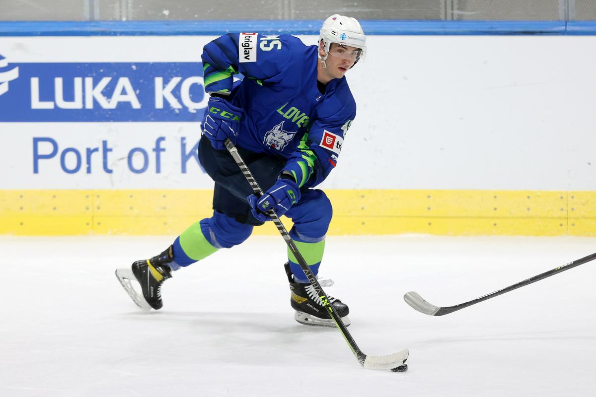 Risi s tremi zadetki v zadnji tretjini strli gostitelje Britance