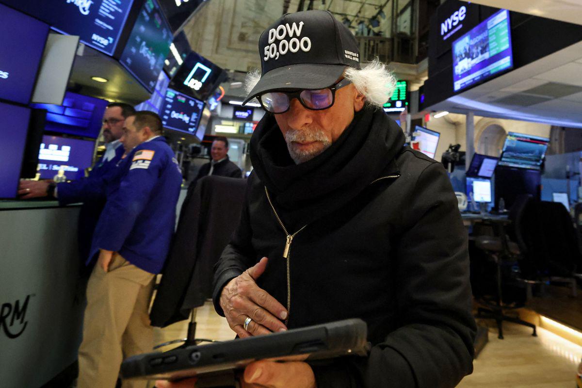 Nov zagon tveganih naložb, rasti se upirajo le kriptovalute