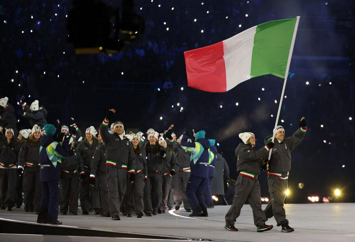 Slaba ocena za Lauro Pausini, odlična za Armanija