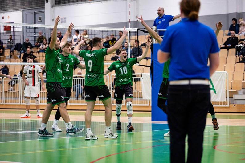 Krka z devetimi asi gladko odpravila Alpacem Kanal, Calcit spet drugi