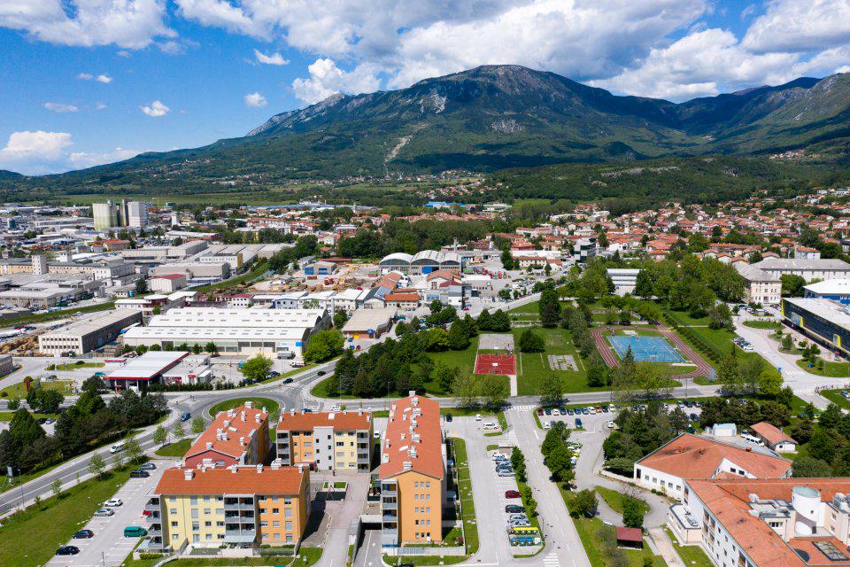 V Ajdovščini se pripravljajo na gradnjo kulturnega centra