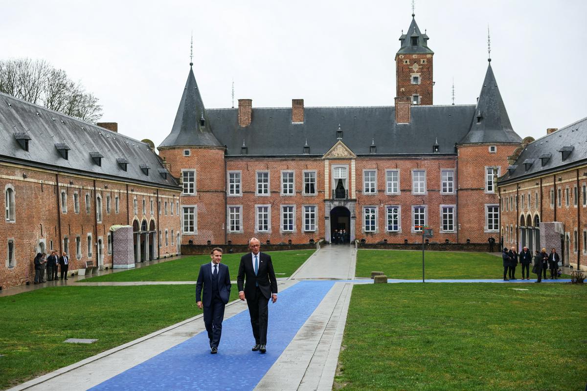 Macron pričakuje konkretne odločitve o konkurenčnosti EU-ja do junija