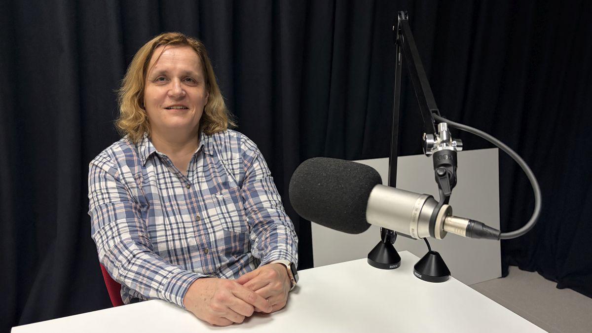 "Smiselno bi bilo, da srednješolci ne bi začeli pouka pred 8. uro zjutraj"