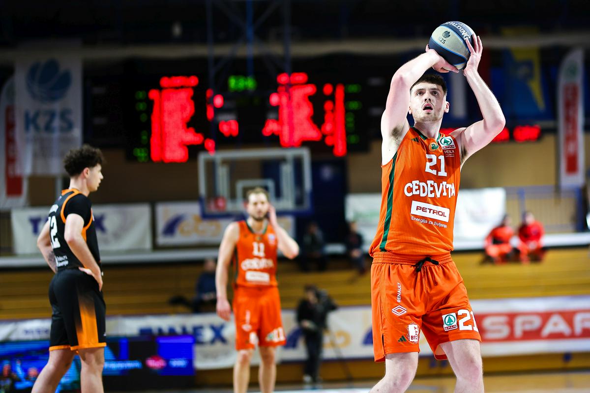 Cedevita Olimpija v vsaki četrtini boljša od Heliosa