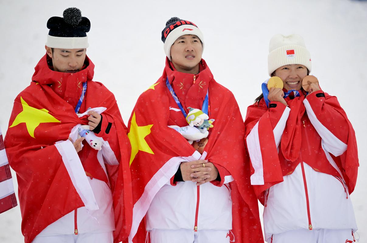 Zlato za moža in ženo: olimpijska pravljica za Vanga Šinda in Šu Mengtao