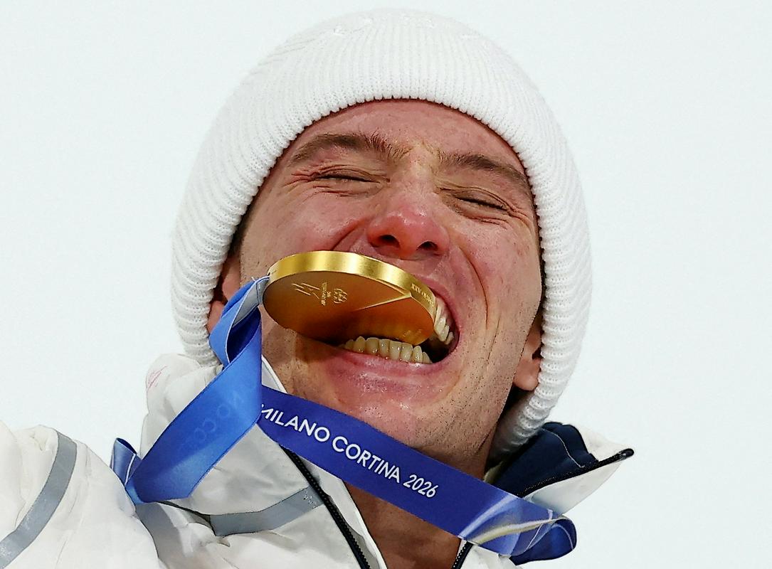 Alex Ferreira do zlata z molitvijo k Messiju