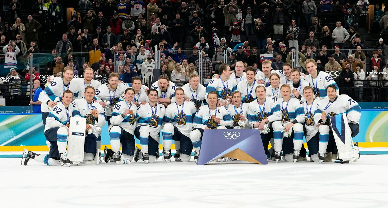 Finci napolnili mrežo Slovakov in se veselili petega olimpijskega brona