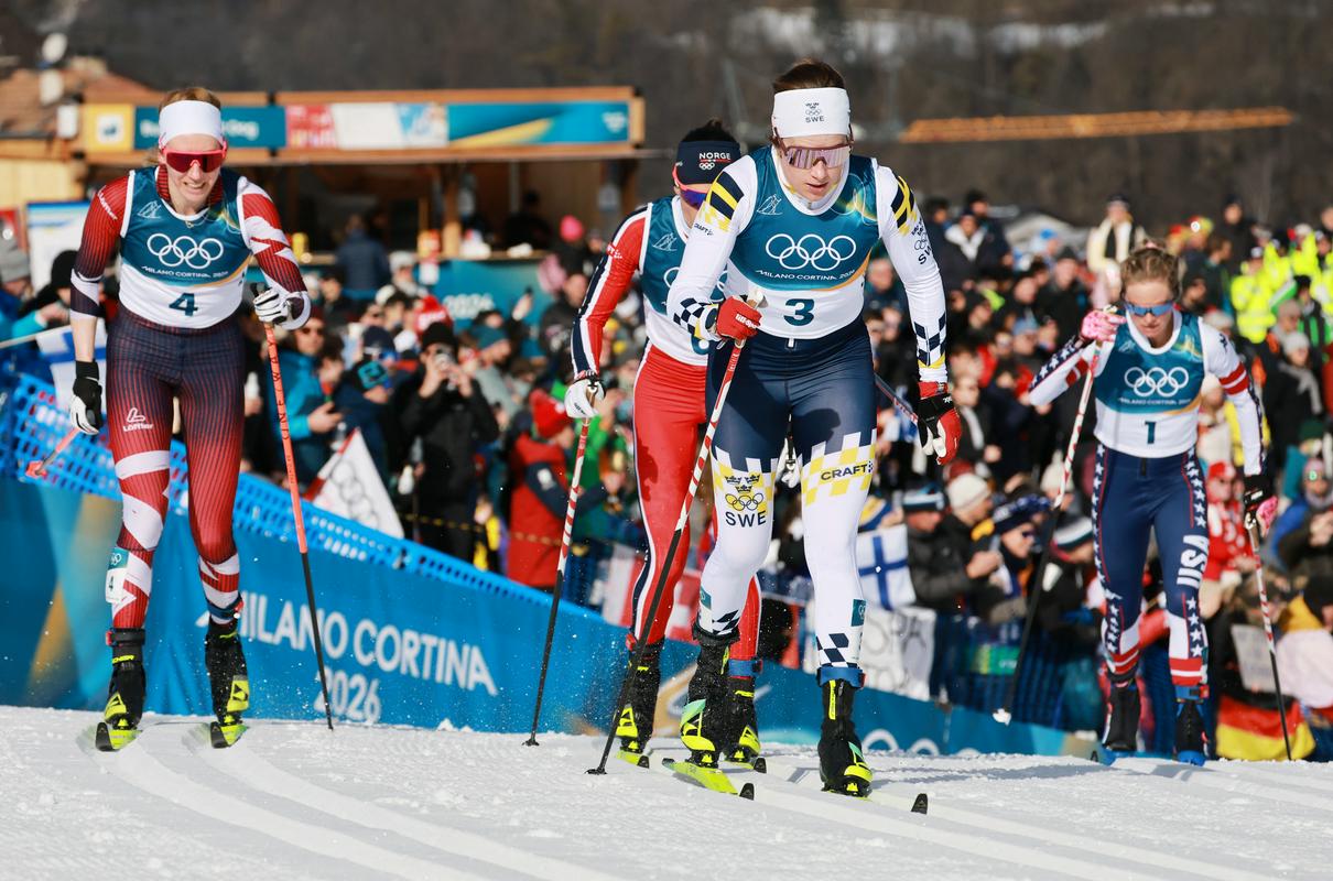 Favoritinja Frida Karlsson zaradi bolezni ne nastopa, Neža Žerjav končuje slovenske nastope