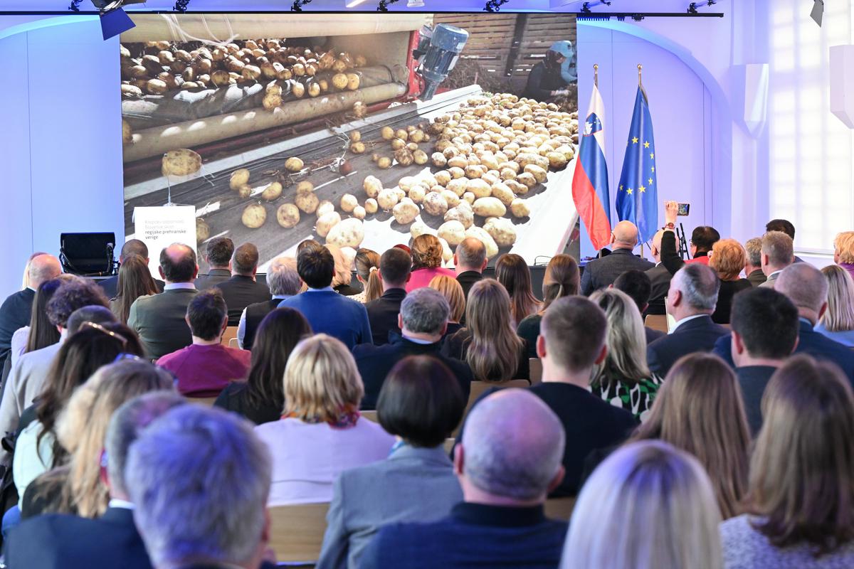 Zvišanje deleža domače hrane v javnih zavodih bo tudi kmetom prineslo večjo stabilnost