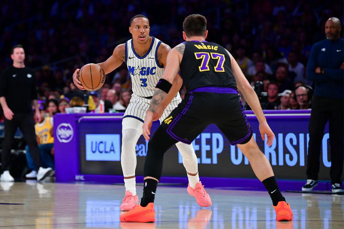 LA Lakers – Orlando 106:105 (še minuta)