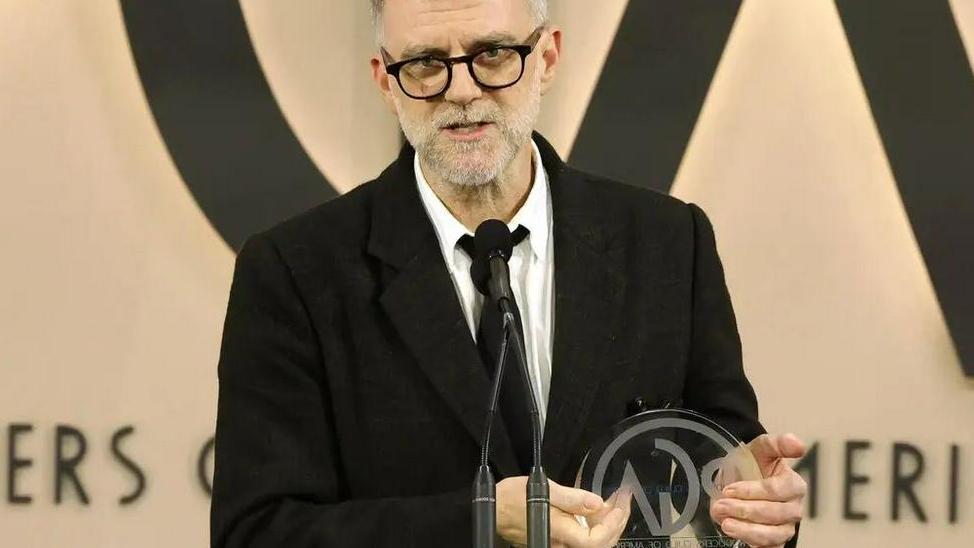 Ceh filmskih producentov nagradil Eno bitko za drugo. Je tekma za oskarje že odločena?