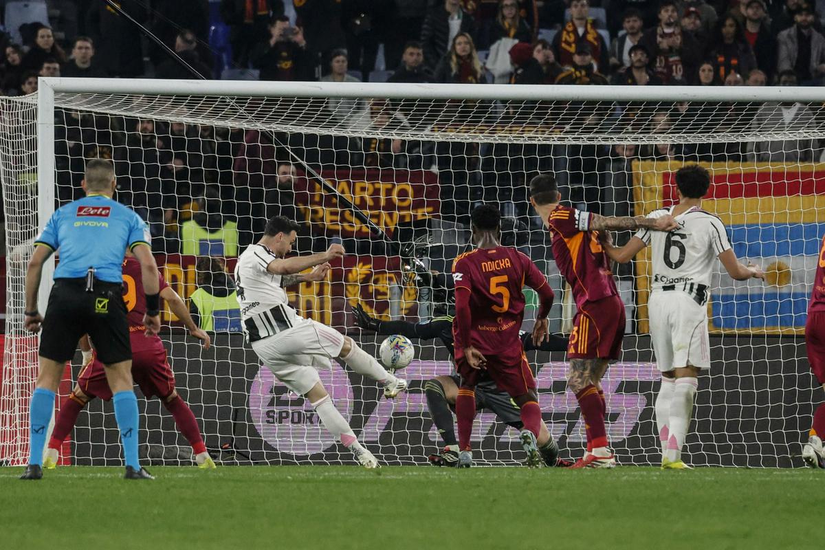 Gatti v 93. minuti zagotovil Juventusu točko na rimskem Olimpicu