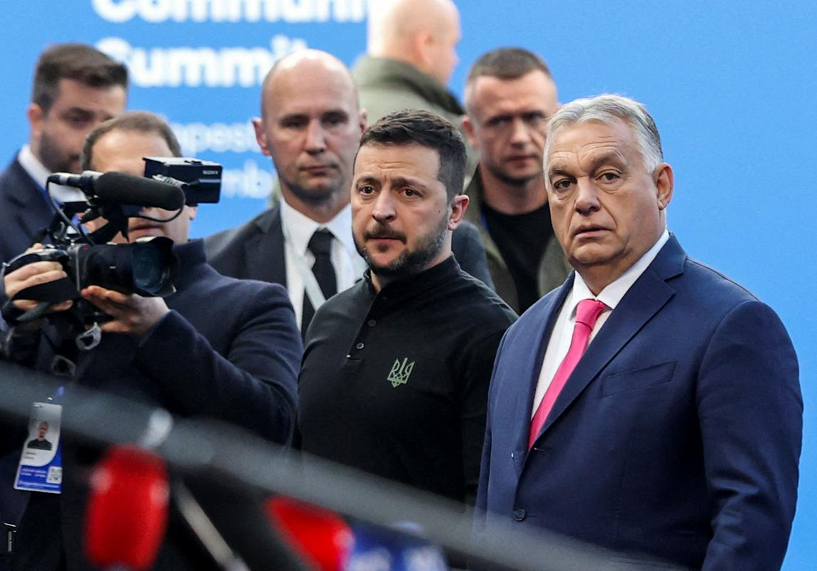 Na Madžarskem prijeli sedem Ukrajincev, ki so prevažali za 70 milijonov evrov gotovine in zlato