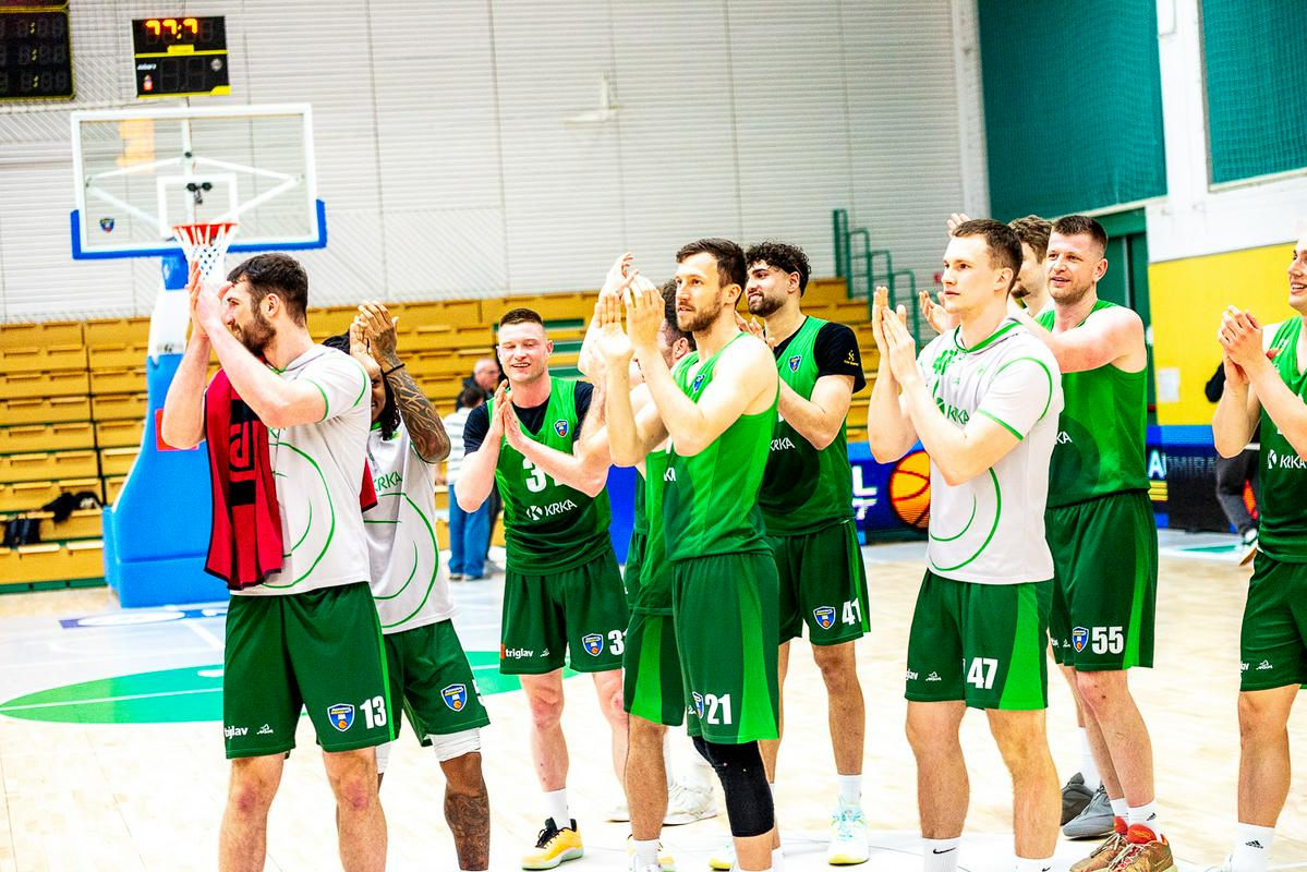 Bačvić s trojko šest sekund pred koncem zagotovil Krki zmago nad Ilirijo