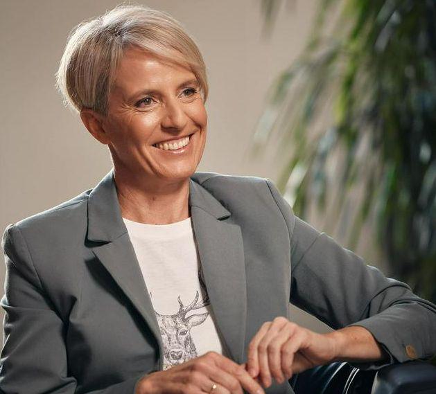 Politiki v podkastih kot ljudje, s katerimi bi šli na pivo?