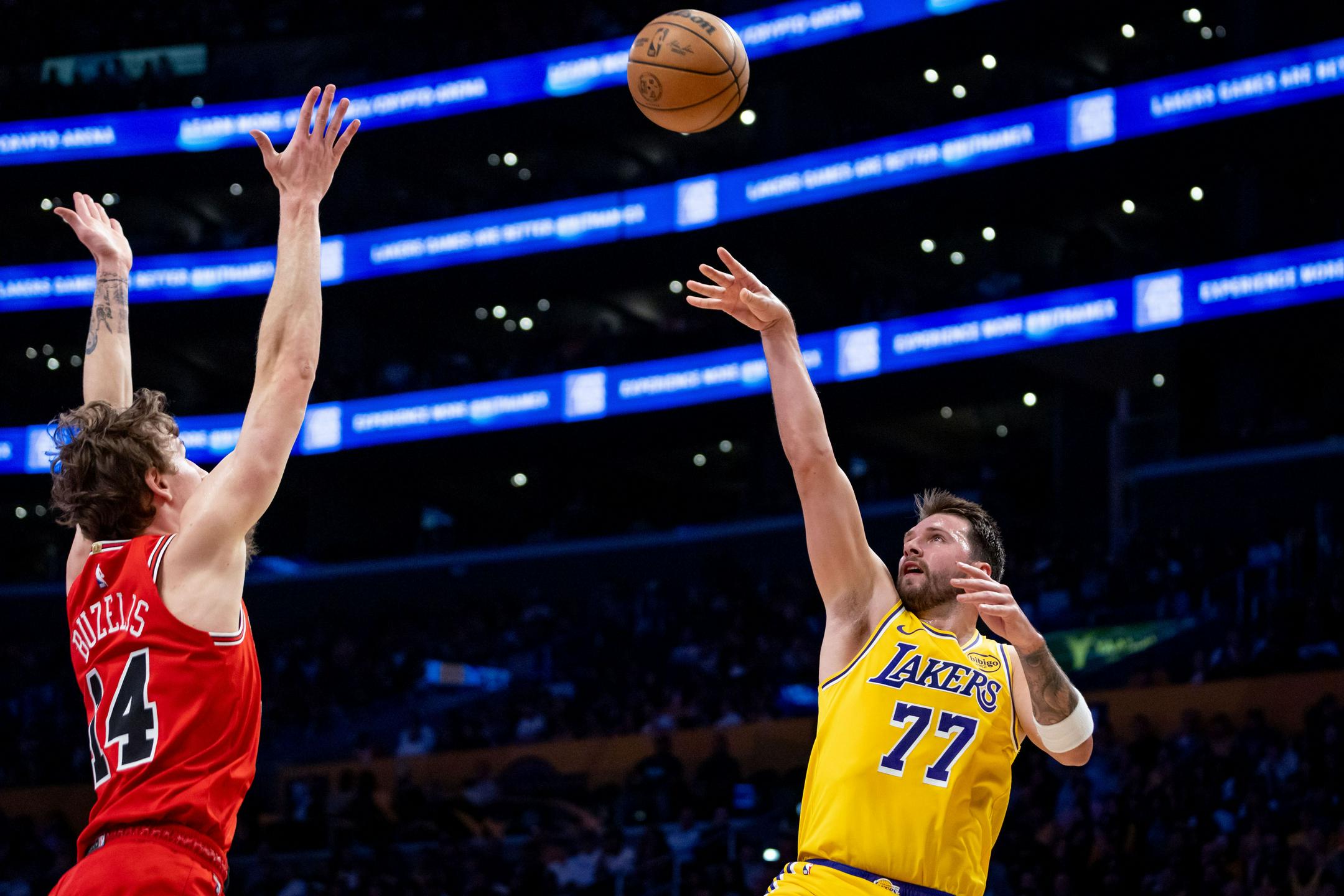 Los Angeles Lakers - Chicago 108:98 (po 3. četrtini)