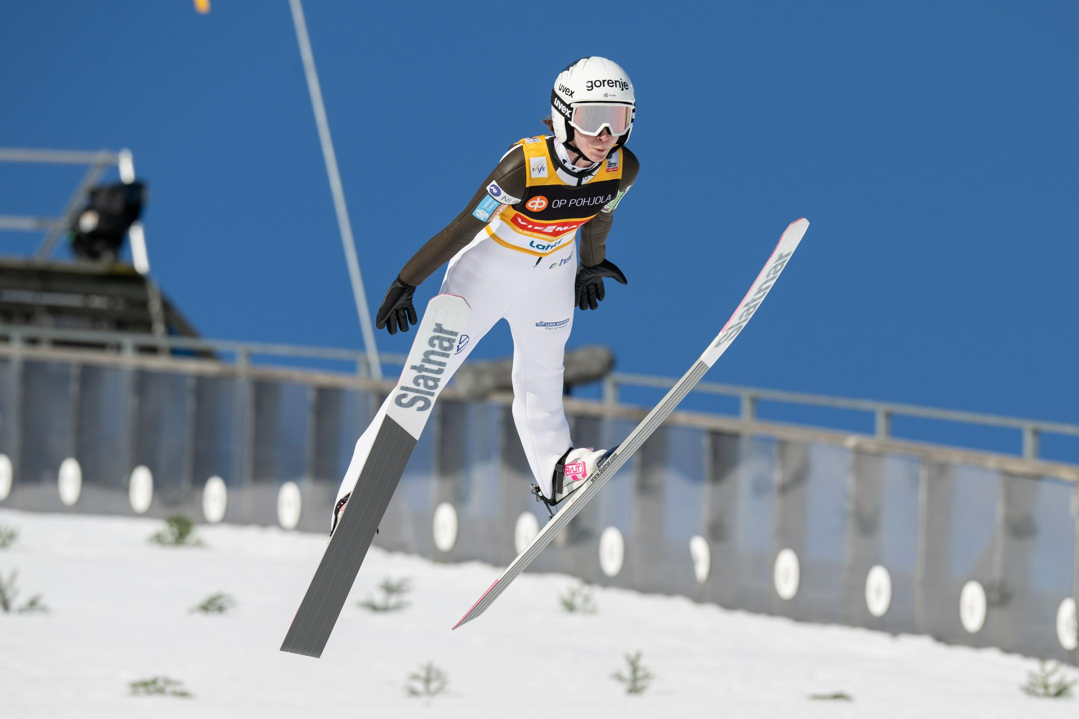 Niki Prevc se za 21. rojstni dan ni posrečil napad na oder