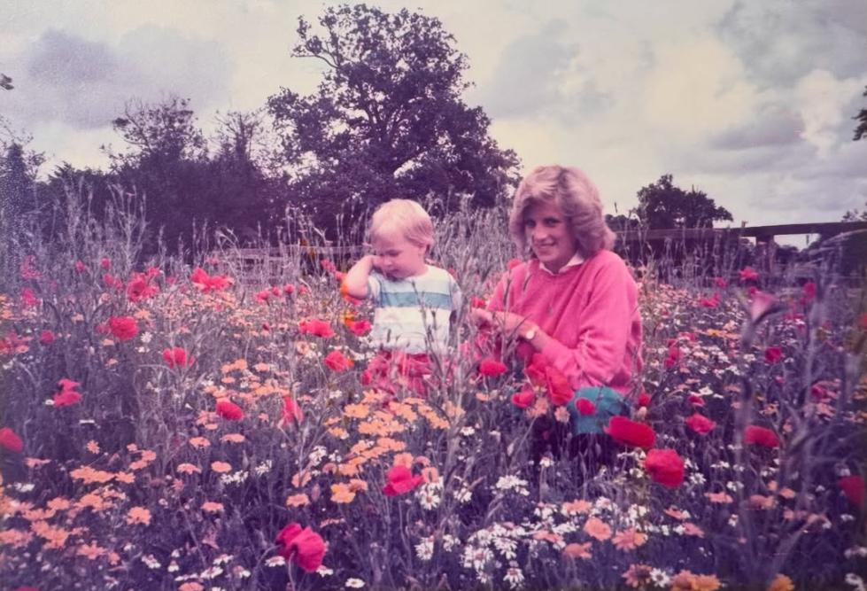 Princ William o pokojni mami Diani: "Vsak dan se spomnim nate"