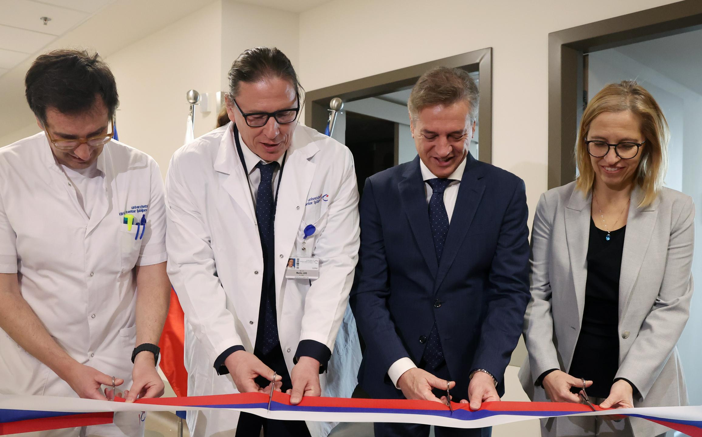 V UKC-ju Ljubljana odprli prenovljene prostore v 8. nadstropju glavne stavbe