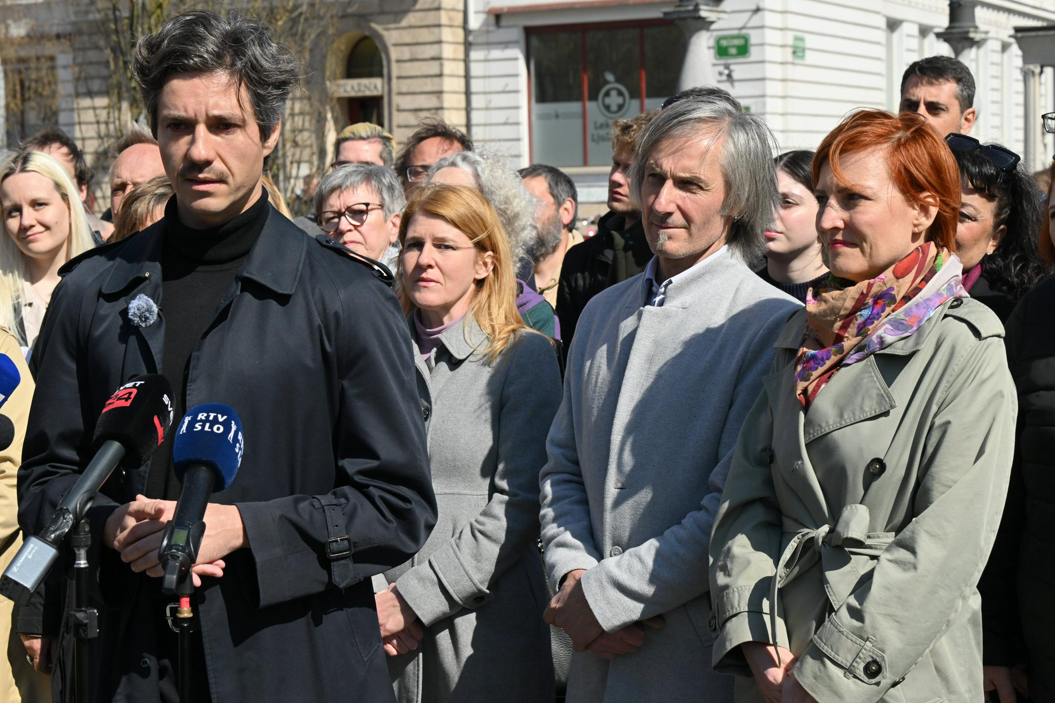 Mesec: Glas za Levico in Vesno je glas za delo, naravo, razvoj in blaginjo vseh, ne pa za kapital