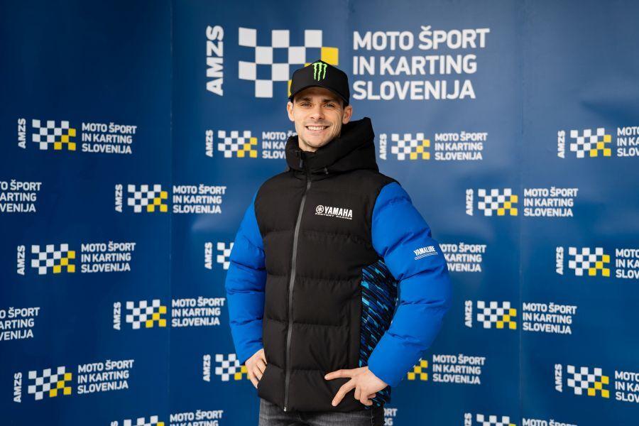 Gajser šesti v prvi vožnji Almonteja