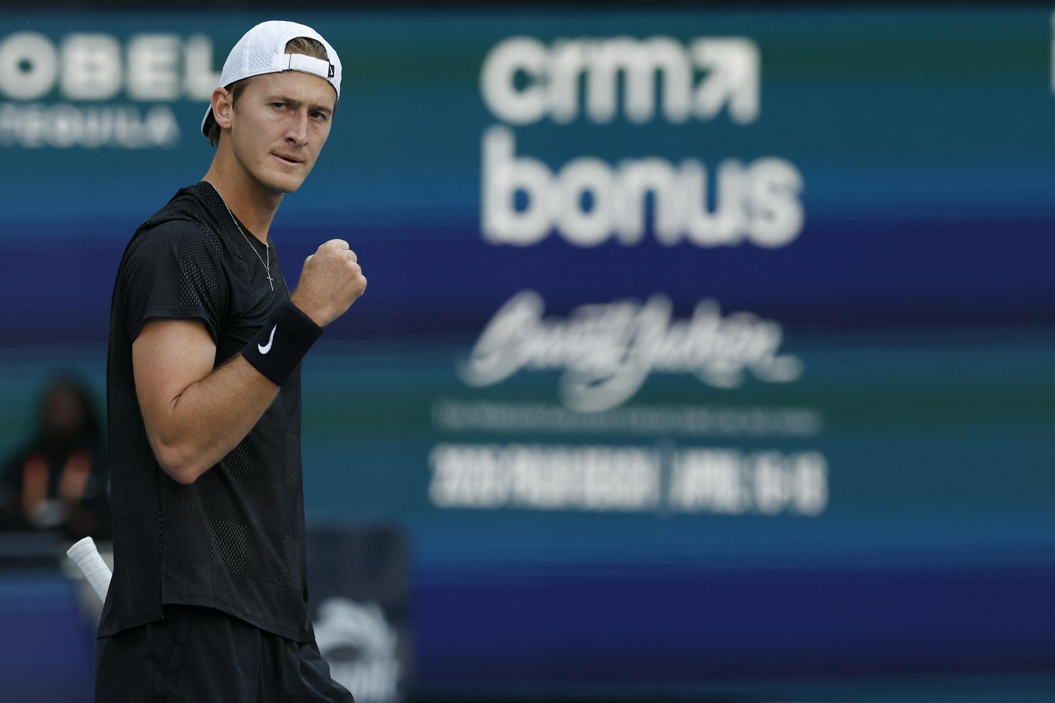 Korda v tretjem krogu Miamija presenetil Alcaraza