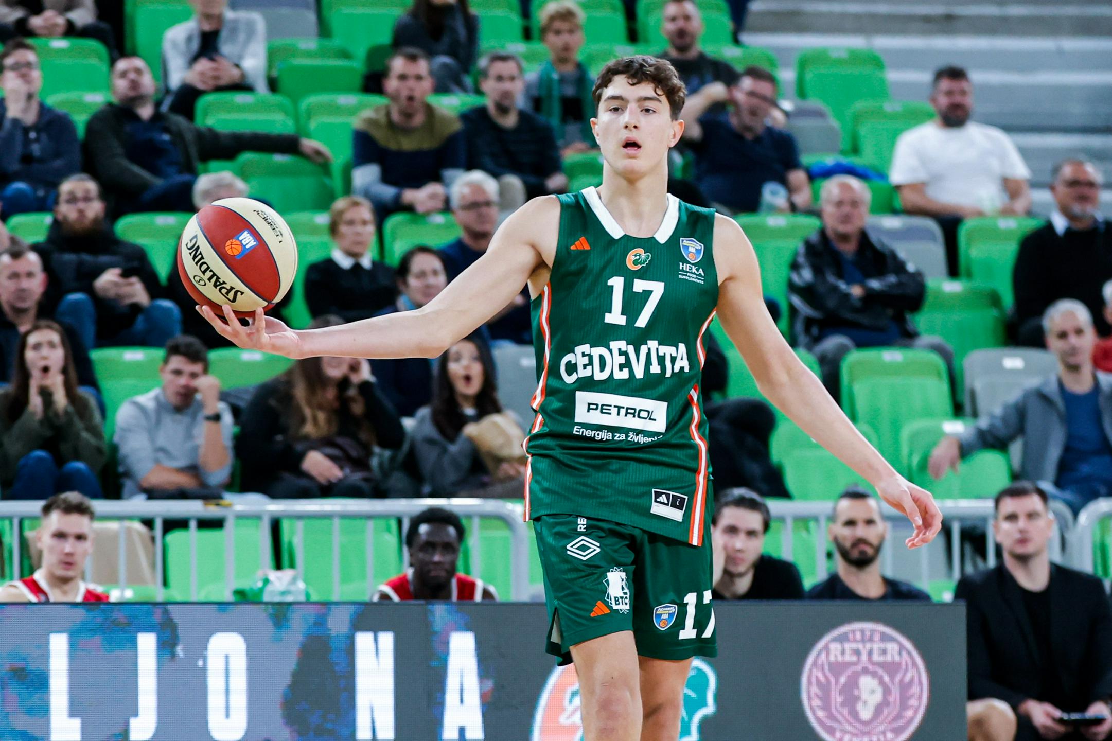 Aduti svetle slovenske košarkarske prihodnosti tudi v Evropi puščajo pečat