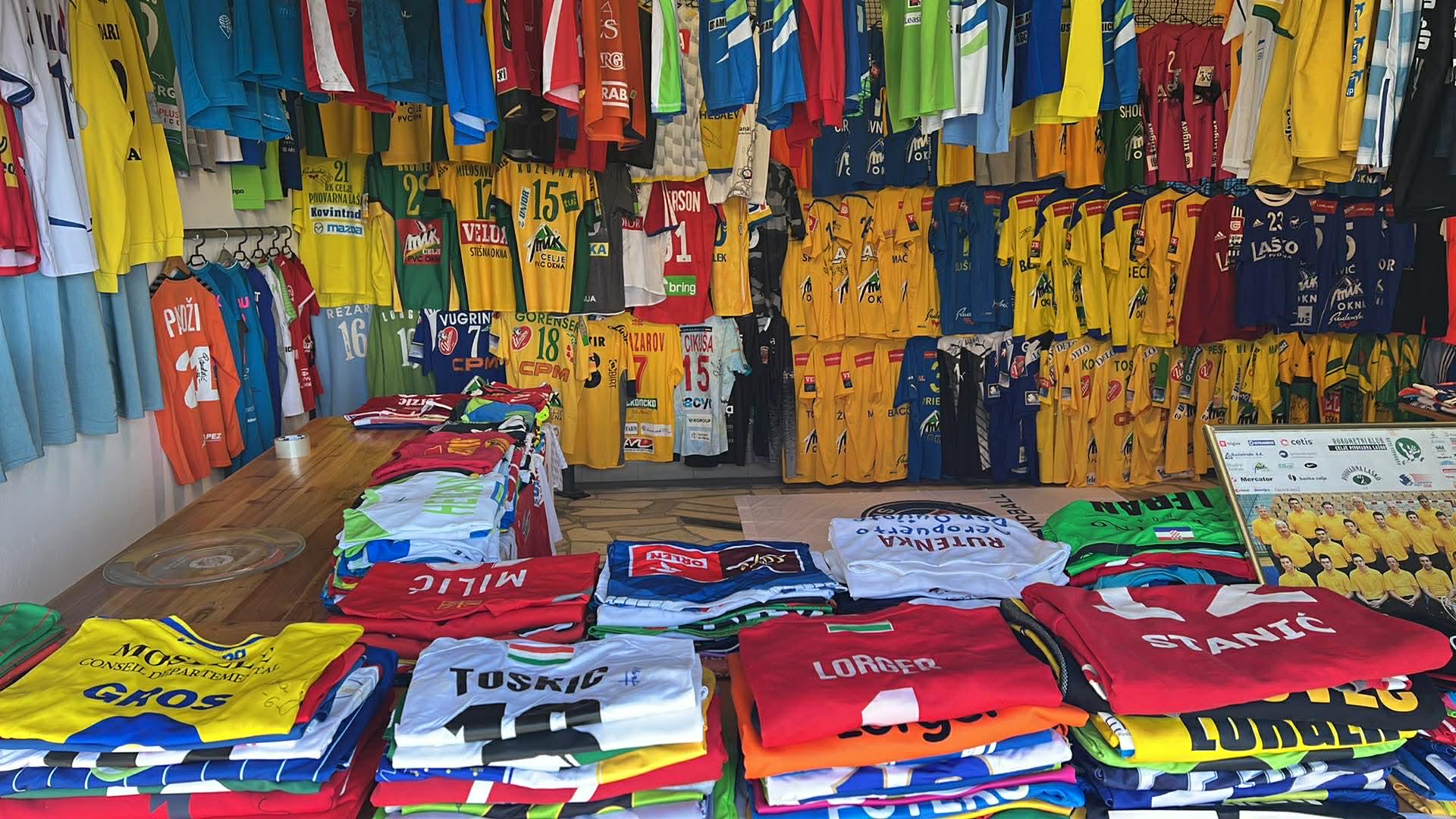 Pri številki 800 sem nehal šteti