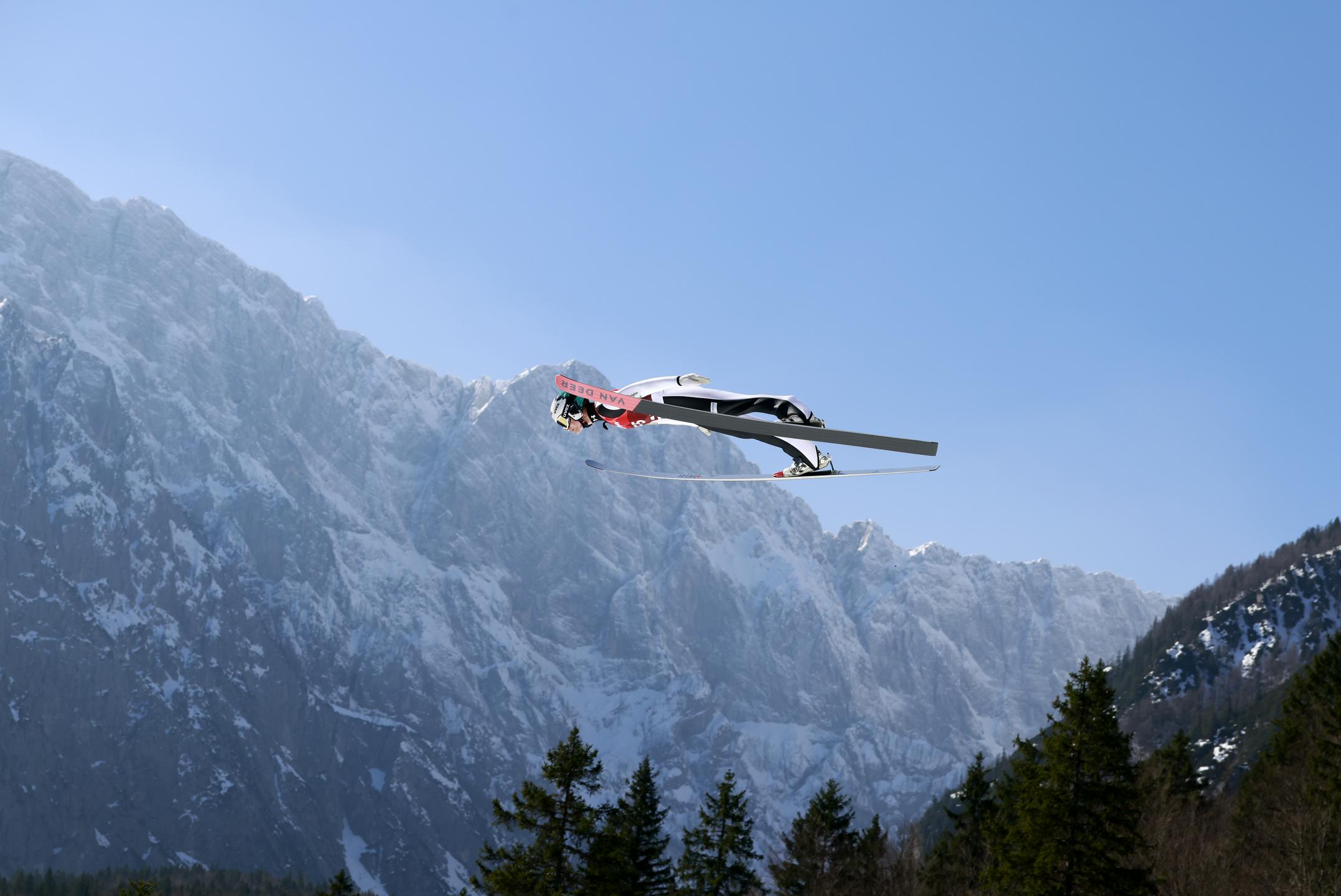 Na preizkusu letalnice najdaljši Drinovec z 232 m, grd padec Heberleja