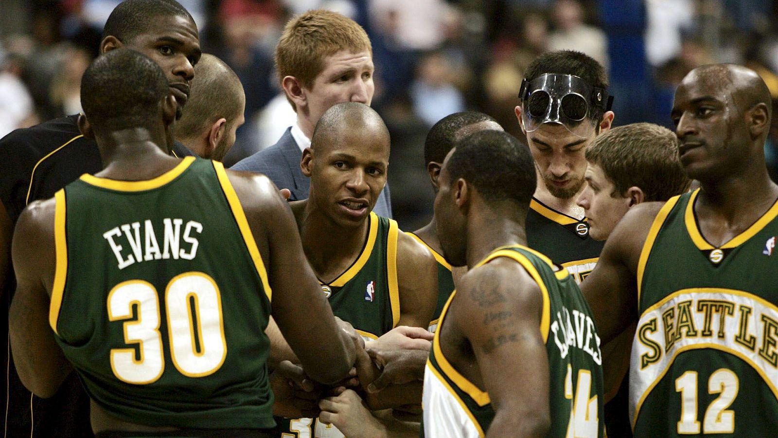 Se po dolgih letih košarka vrača v Seattle? Ekipo utegne dobiti tudi Las Vegas.